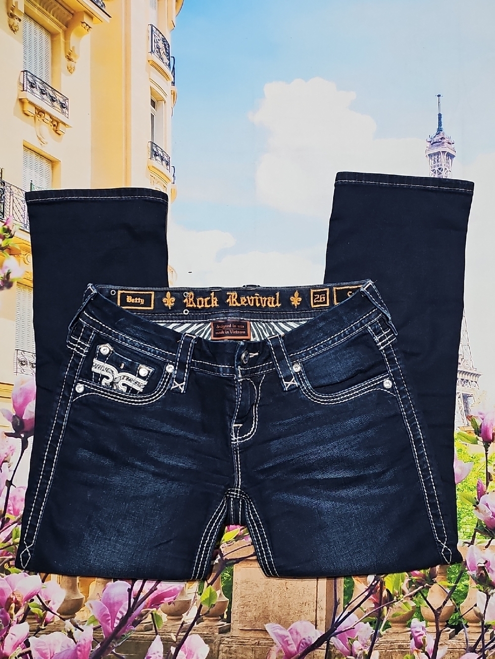 Rock‎ Revival Blue Jeans Crop Betty Size 26
